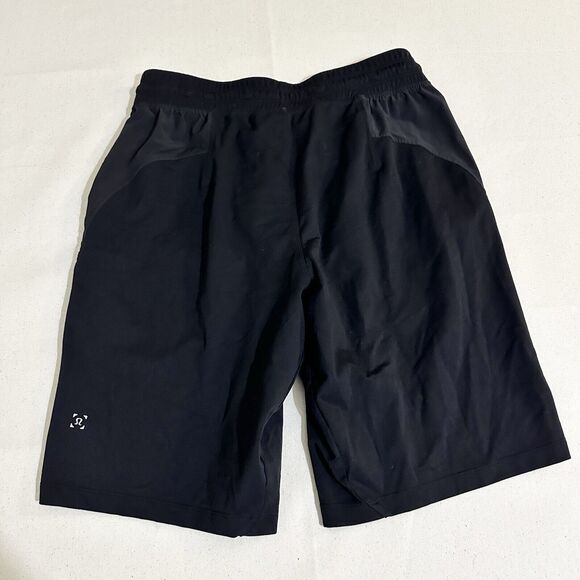 LULULEMON Mens Black Chill Motion Shorts 9.5" Size Medium - Picture 1 of 8
